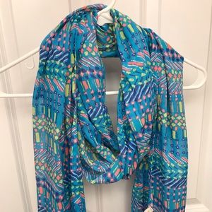 Aerie scarf